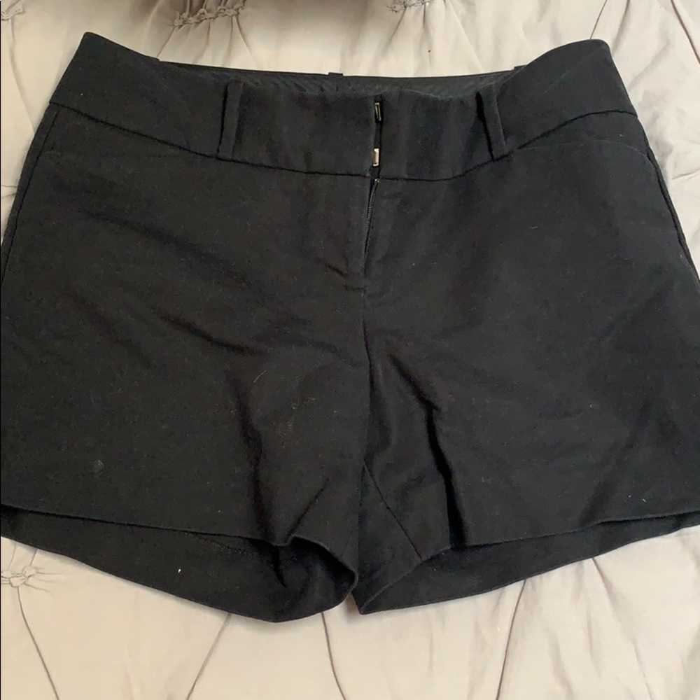 The Limited dressy shorts size 6.